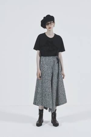 Y'sから初のアイウェアコレクションが登場! 機能的で質の高いプレタポルテを提案