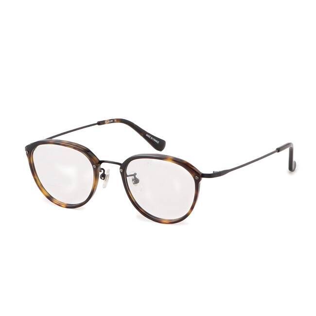 Y'sから初のアイウェアコレクションが登場! 機能的で質の高いプレタポルテを提案