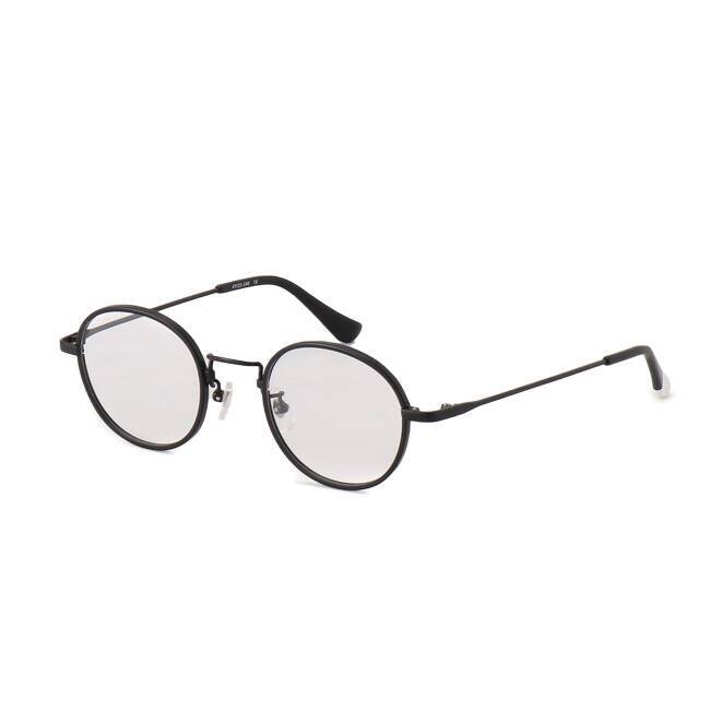 Y'sから初のアイウェアコレクションが登場! 機能的で質の高いプレタポルテを提案