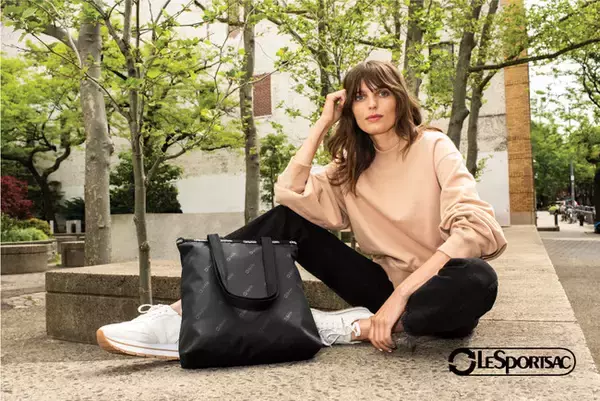 サスティナブルな取り組みを象徴するロゴを起用。レスポートサックが「リサイクルコレクション」を発売