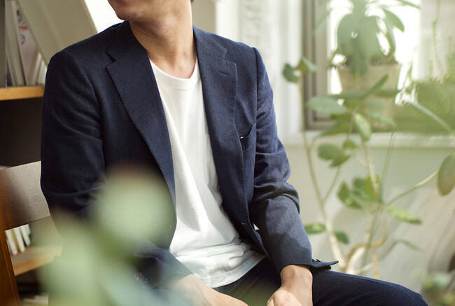 オンライン完結型のカスタムオーダーサービス「Hi TAILOR」にデニムオーダースーツが限定で登場