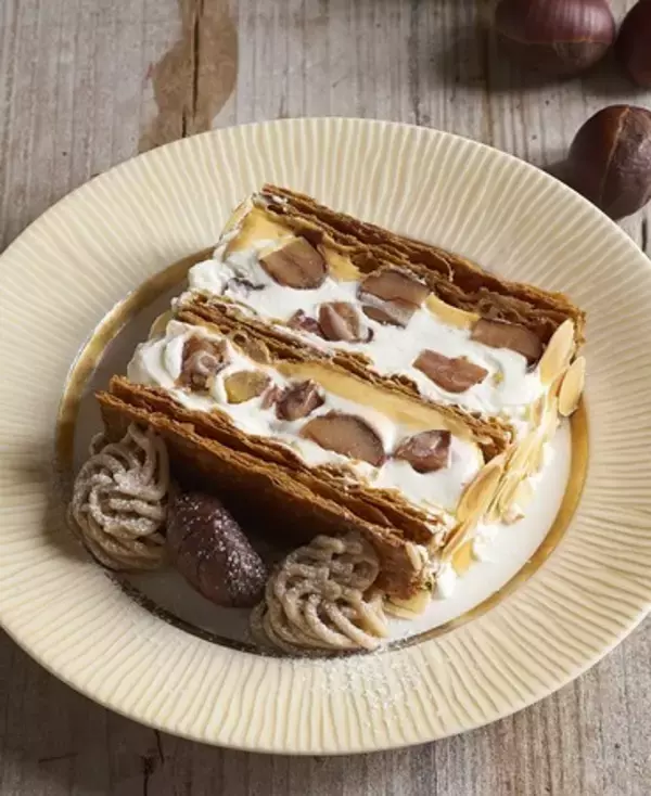 「キハチの栗スイーツが登場! 新作パフェや、和栗を丸ごとのせたモンブランなど盛りだくさん」の画像