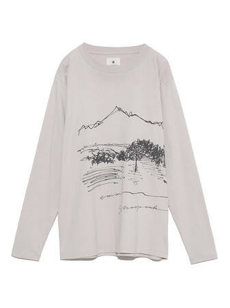 アウトドアでもデイリーでも! 「エミ」×「スノーピーク」初のコラボレーションアイテム発売