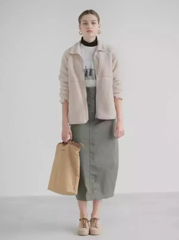 アウトドアでもデイリーでも! 「エミ」×「スノーピーク」初のコラボレーションアイテム発売