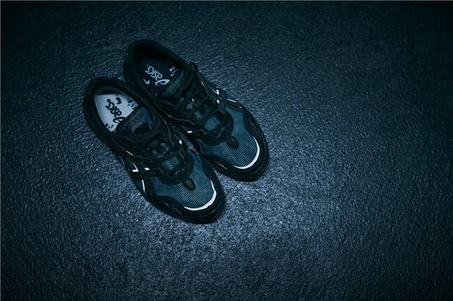 「和」のモードスタイルを表現。HAREがASICS SportStyleとの限定コレクションを発売