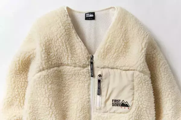 「大人の女性に向けたアウターをラインアップ! 今注目の米ダウンブランド「FIRST DOWN」の別注アウターが登場」の画像