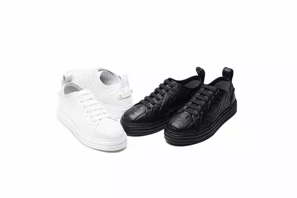 「フェンディが新たなパーソナライゼーション サービスをスタート! ラグジュアリーでありながら自分だけの特別なアイテムに」の画像