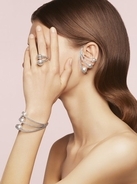 TASAKIクリエイティブ ディレクター、プラバル・グルンが手がける「TASAKI Atelier」ラインに新作登場