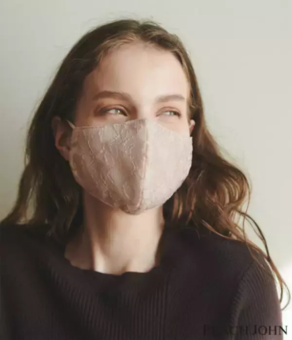 「ランジェリーブランドらしいレースを前面に施したピーチ・ジョンの「7Daysレースマスク」」の画像