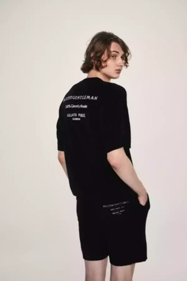 「ミスター・ジェントルマンとジェラート ピケ オムが初コラボ! タウンユースも出来るモダンなルームウエアが登場」の画像