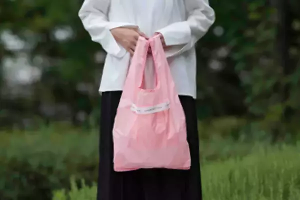 「暮らしをおしゃれに彩るショッピングバッグ、「2020 MY SHOPPING BAG」㏌ 銀座三越」の画像