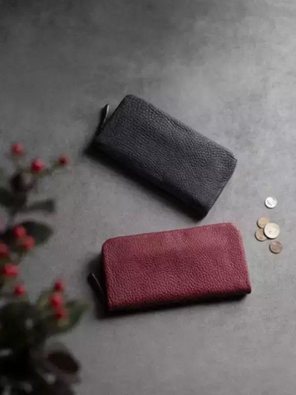 「土屋鞄からロングセラーシリーズ「トーンオイルヌメ」に秋冬の季節を楽しむ2色の限定色が登場」の画像