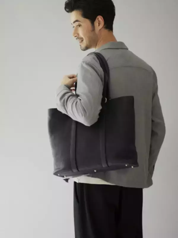 「土屋鞄からロングセラーシリーズ「トーンオイルヌメ」に秋冬の季節を楽しむ2色の限定色が登場」の画像