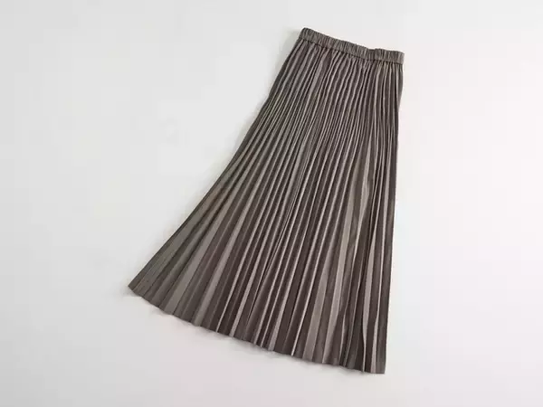 「40代の大人世代をターゲットにしたEC限定ラインのブランド「エミュール」がロペピクニックからデビュー」の画像