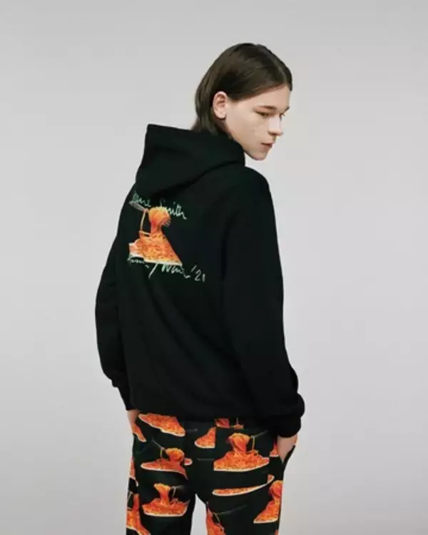 「アーカイブプリントを再解釈。ポール・スミスの50周年を記念したカプセルコレクションを発売」の画像