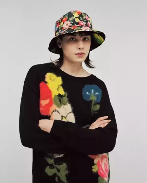 「アーカイブプリントを再解釈。ポール・スミスの50周年を記念したカプセルコレクションを発売」の画像