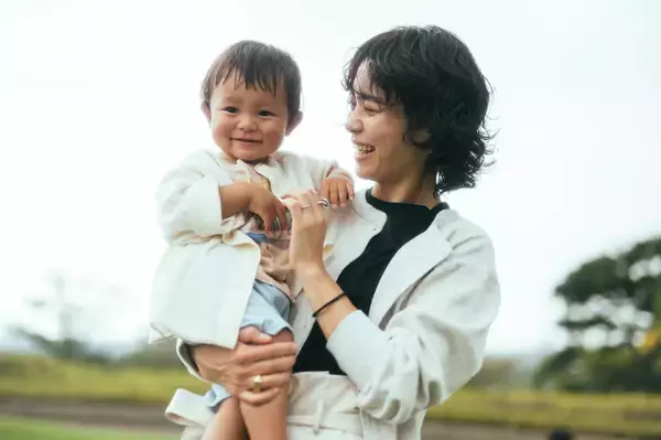 モデル・忍舞さんの「Spotify Kids」で楽しむ親子時間。キッズ向けプレイリストで、もっとハッピーに