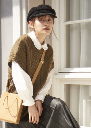 女優・モデル 高橋 愛が自ら出演! VisdesuAidesuがコラボアイテムをライブコマースで先行発売