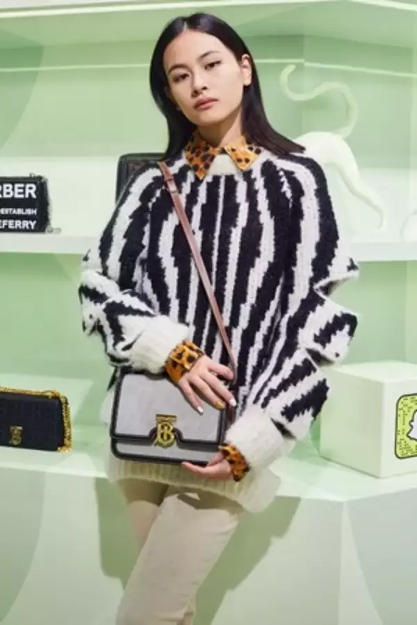 「バーバリーが新作レザーグッズにフィーチャーしたポップアップ「バーバリー アニマルキングダム」を伊勢丹新宿店で開催」の画像