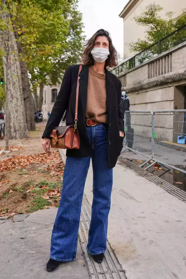 「タイムレスなジーンズスタイルは、パリジェンヌをお手本に! 着こなしテクは「マスキュラン」【パリスナップ】」の画像