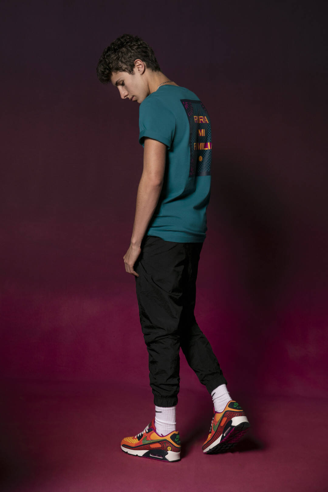 ナイキ、死者の日コレクション「エア マックス 90」「エア ジョーダン 1」などの限定モデルを発売