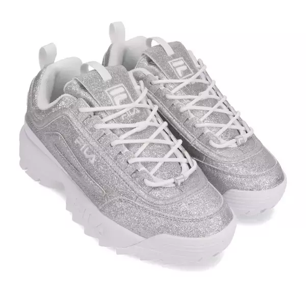 「グリッター素材で覆ったラグジュアリー感満載なデザイン。フィラから限定シューズ「FILA DISRUPTOR II」発売」の画像