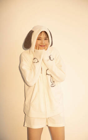 本田翼が着こなすジェラート ピケの新作ルームウエアの連載がスタート! 第一弾は「スヌーピー」