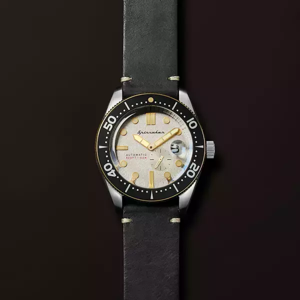 「イタリア発の腕時計スピニカーからレトロ顔の高スペック機械式時計「クロフト」が登場」の画像