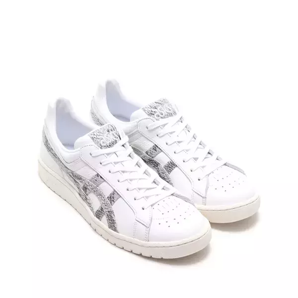 「パイソン柄が一層高級感を漂わせる仕上がりに。atmosがカラー提案したASICS SportStyle GEL-PTG登場」の画像