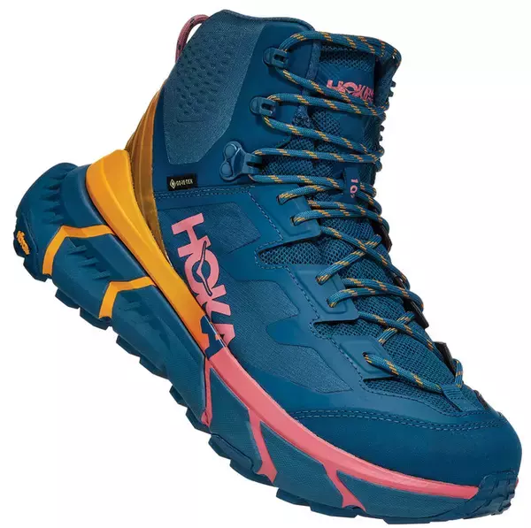 「拡張したヒール形状によりスムースな歩き心地を実現。ホカ オネオネから新作ハイキングブーツが登場」の画像