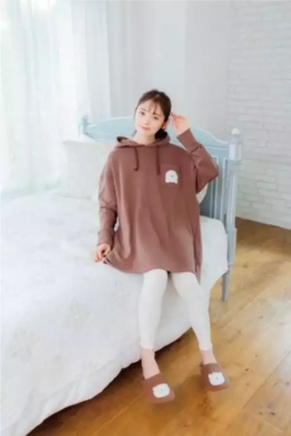 「大人可愛いオリジナルカラーのルームウェア。チュチュアンナとモデル橋下美好のコラボ第2弾」の画像