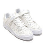 「1984年誕生のバスケットボールシューズ「FORUM LOW」の別注モデルがアトモスから登場」の画像4