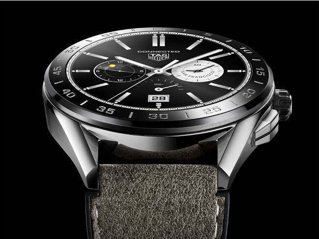 ラグジュアリースマートウォッチ「タグ・ホイヤー コネクテッド」にホリデーシーズンの新作が登場