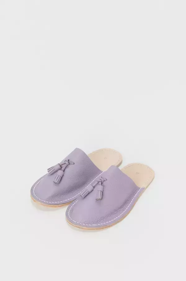 「エンダースキーマの2021年冬春コレクション、新しいシーズンタームで展開される多様なシューズやバッグ」の画像