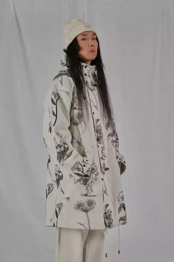 「倉石一樹とのコラボコレクションがスニーカーストア SNSで発売、限定のアディダス スーパースターも」の画像