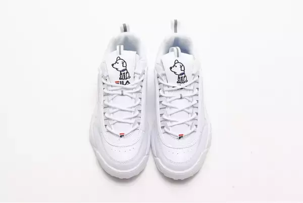 「アトモスと渋谷区公認スーベニア事業「SHIBUKUROプロジェクト」とのコラボ第4弾は『FILA』のスニーカー」の画像