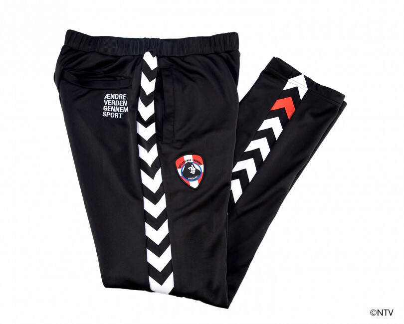 ヒュンメルとボイメンがコラボ! 日本テレビ「ポシュレ」でジャージとTシャツの4アイテムを発売