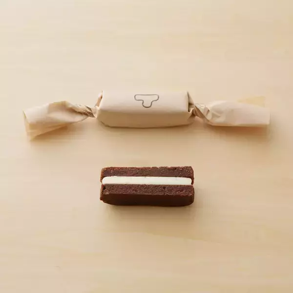 「トラヤカフェ・あんスタンドのバレンタイン。チョコレートとプラリネノワゼットのあんペーストも」の画像