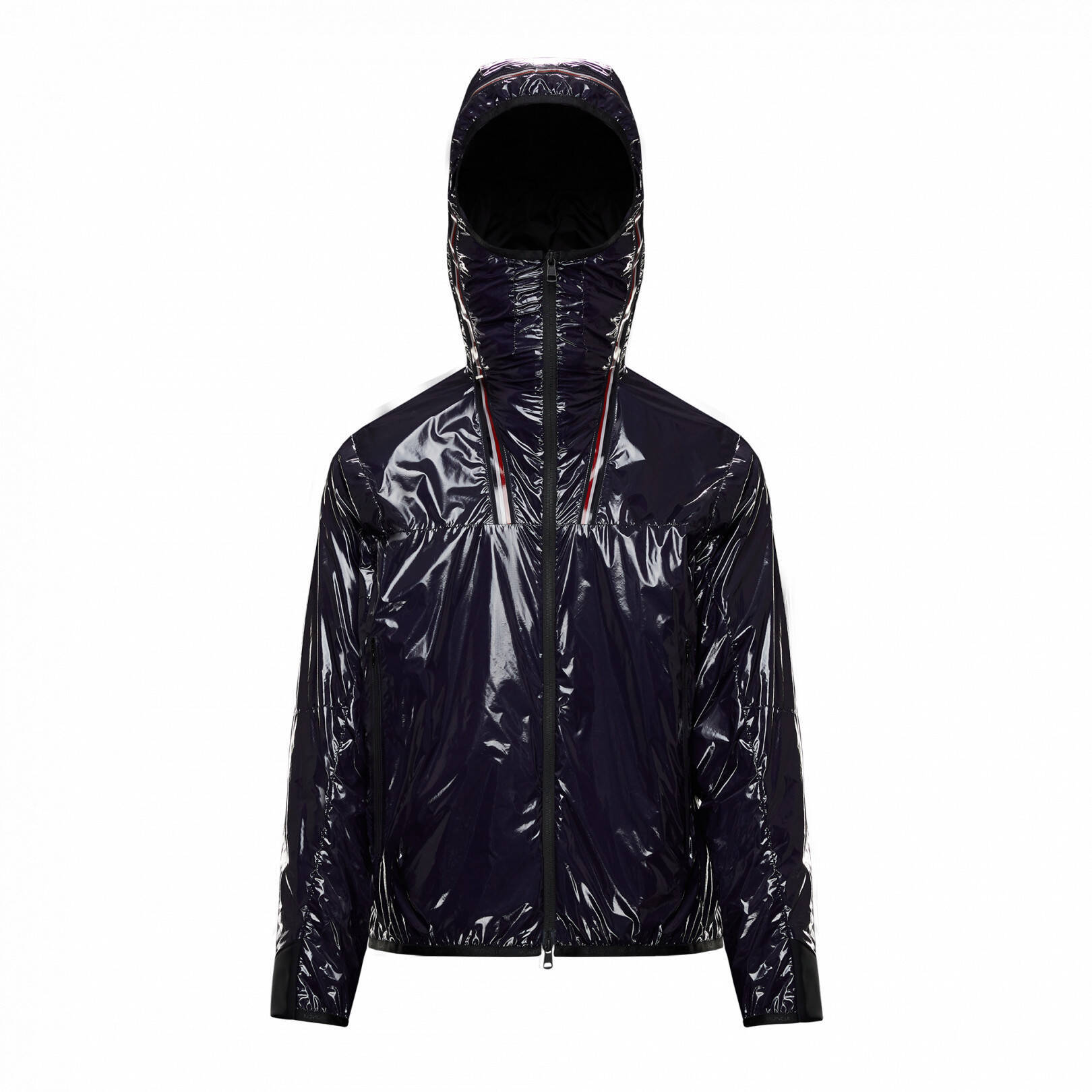 モンクレール 2021春夏メンズ「HOLDING COURT」コレクション、新素材を用いた魅惑的なエフェクト