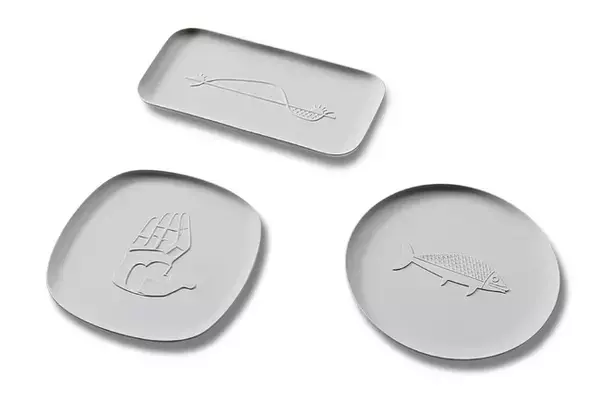 「建築家・ピエール・ジャンヌレへのオマージュ。カッシーナのコレクションに「カンガルーチェア」を追加」の画像