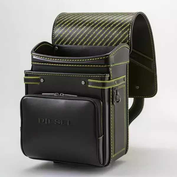 「斬新なデザインとクールなカラーリングが魅力。ディーゼルの2022年新作ランドセルコレクション」の画像
