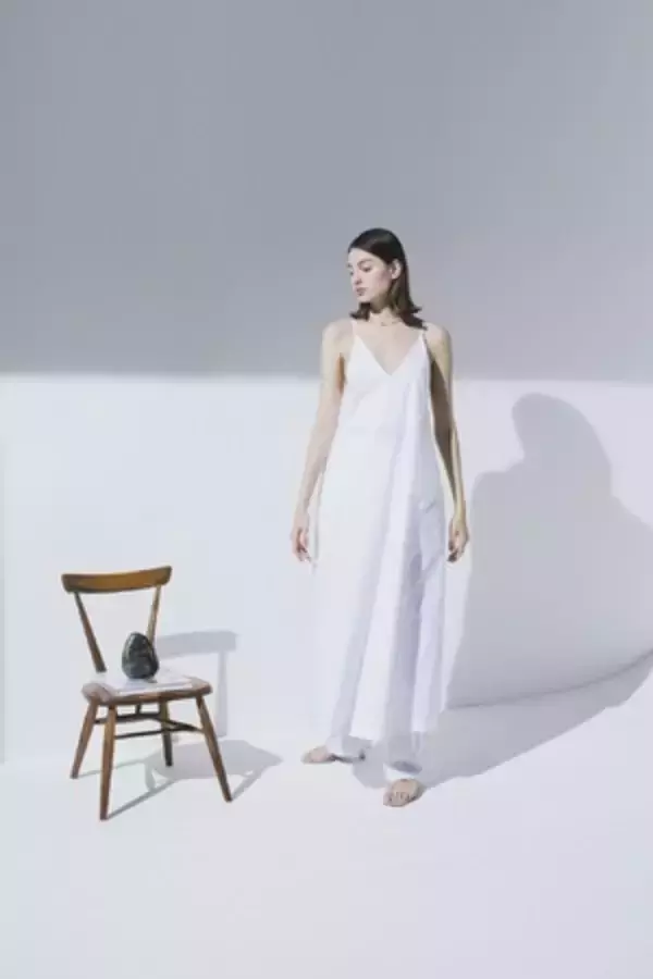 「上質な素材でタイムレスな一枚を追求。新時代のコンテンポラリーブランド「velvet BY STERNBERG」がデビュー」の画像