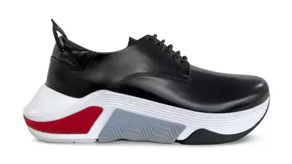 チームを持つほどの大のバスケファン! アルマーニがバッシュからインスピレーションを受けた新作スニーカーが登場