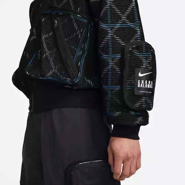 「ナイキ×アンダーカバー最新作、フットウェア「オーバーブレイク」&ボンバージャケットを発売」の画像