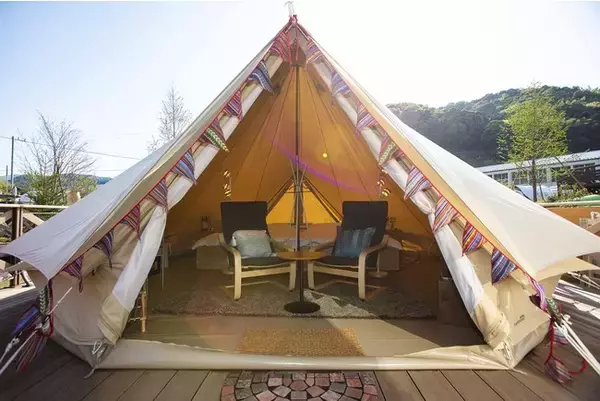 「ドームテントに専用BBQ小屋でプライベートな非日常空間。那須高原にグランピング施設「那須ハミルの森」オープン」の画像