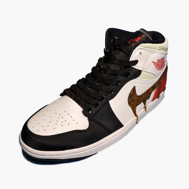 スチュリートで人気モデル「DROP」と「RUST」をミックスしたAJ1が登場