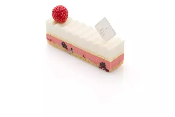 「桜やイチゴを使った春ならではの美味しさ。サダハルアオキの春スイーツが今年も登場」の画像