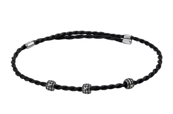 「ダミアーニ、中田英寿コラボのチャリティーネックレス＆ブレスレット発売」の画像