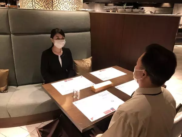 「ホテルシェフが作る贅沢キャンプ料理を愉しむ! リーガロイヤルホテル京都でColemanとコラボした「ホテキャン ビュッフェ」開催」の画像