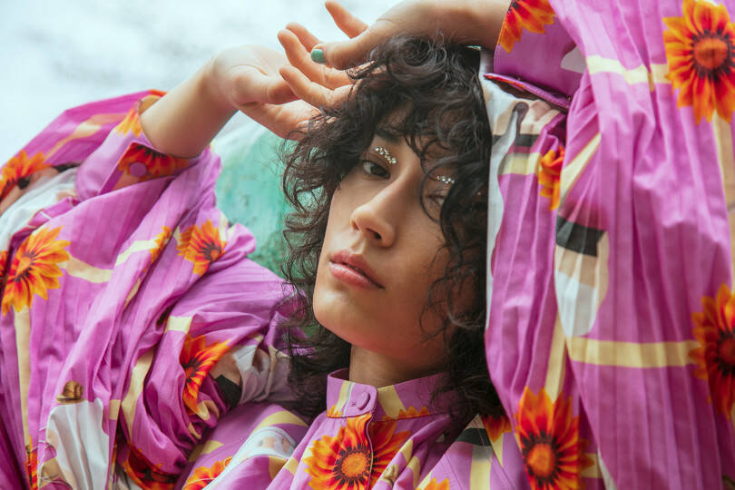 Our Fashion Story【vol.3_ロエベ、時空を旅するドレスアップ。新藤マリアとストレンジャー・トリップ】